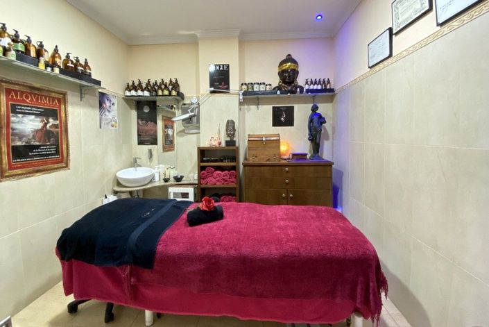 Image No.18-3 Bed Townhouse for sale