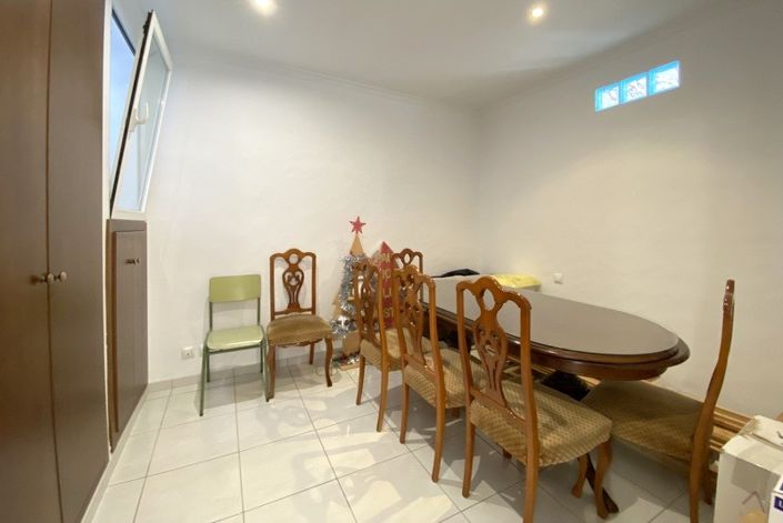 Image No.6-3 Bed Townhouse for sale