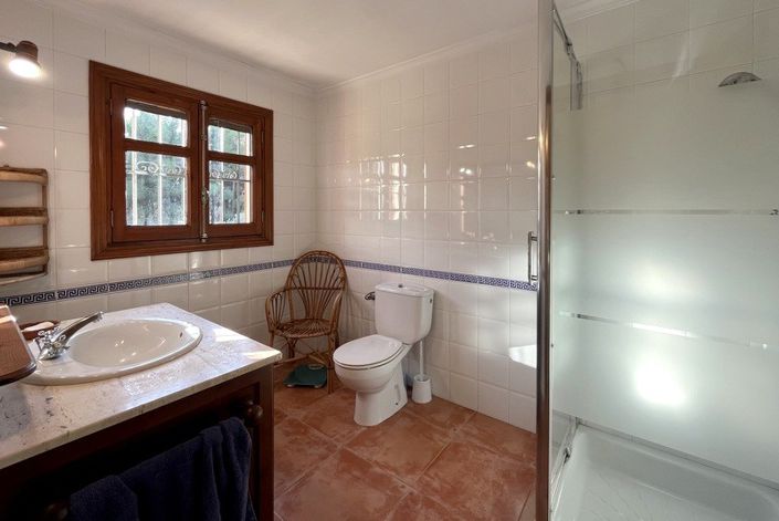 Image No.14-4 Bed Villa for sale