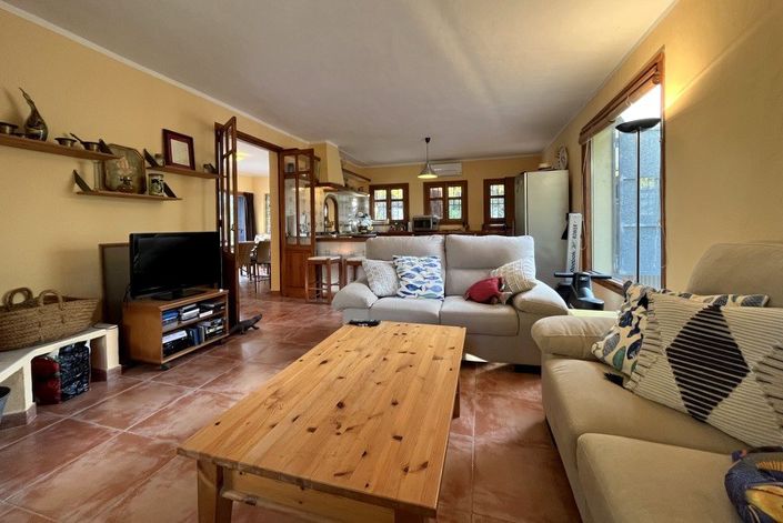 Image No.5-4 Bed Villa for sale