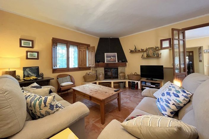 Image No.6-4 Bed Villa for sale