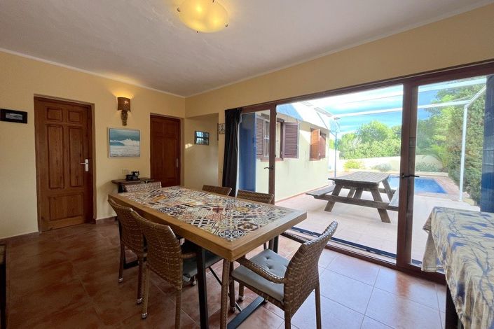 Image No.8-4 Bed Villa for sale