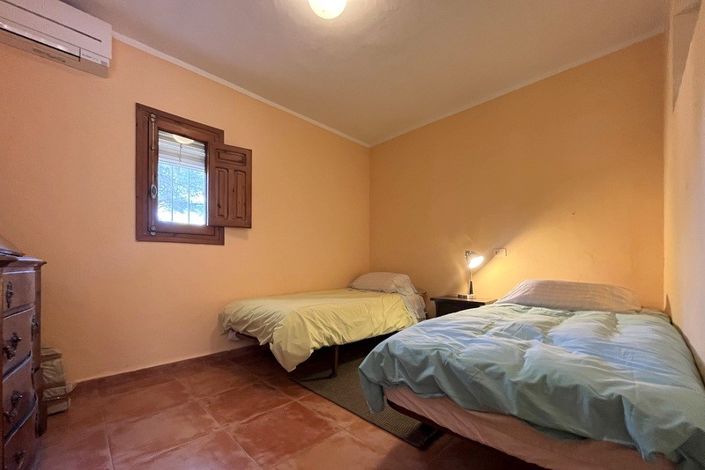 Image No.9-4 Bed Villa for sale