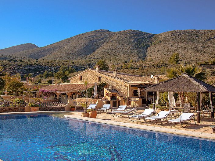 Image No.1-7 Bed Villa for sale