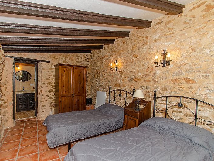 Image No.13-7 Bed Villa for sale