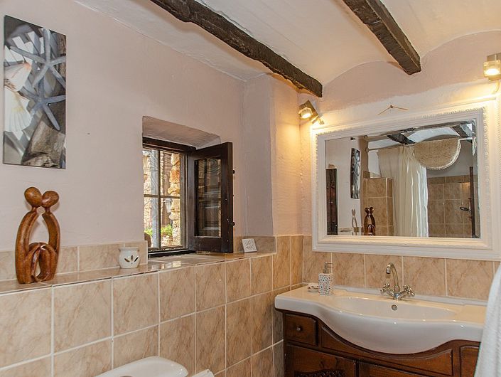 Image No.30-7 Bed Villa for sale