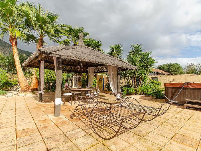 Image No.32-7 Bed Villa for sale