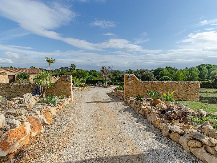 Image No.35-7 Bed Villa for sale