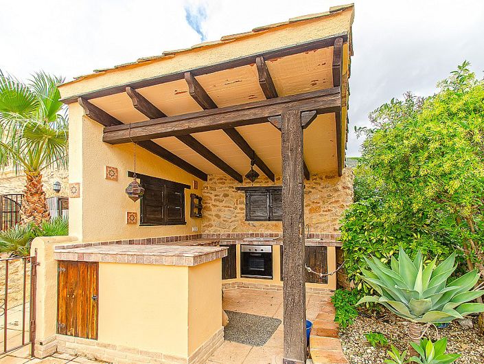 Image No.4-7 Bed Villa for sale