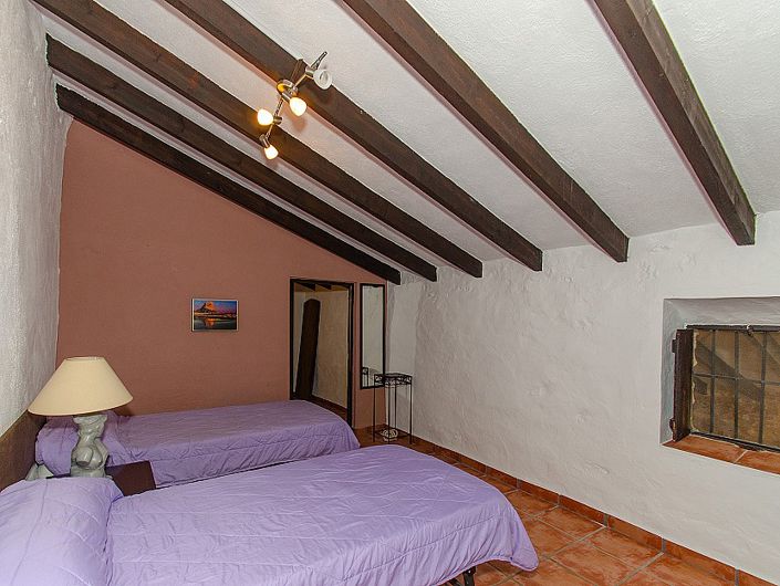 Image No.48-7 Bed Villa for sale