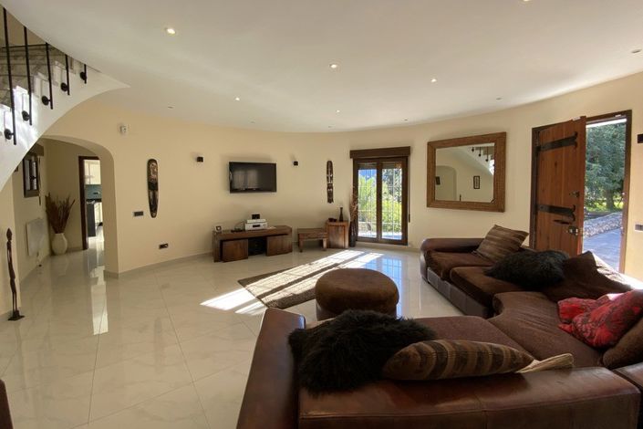 Image No.3-4 Bed Villa for sale