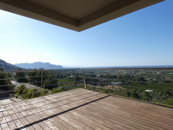 Image No.11-5 Bed Villa for sale