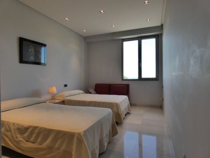 Image No.51-5 Bed Villa for sale