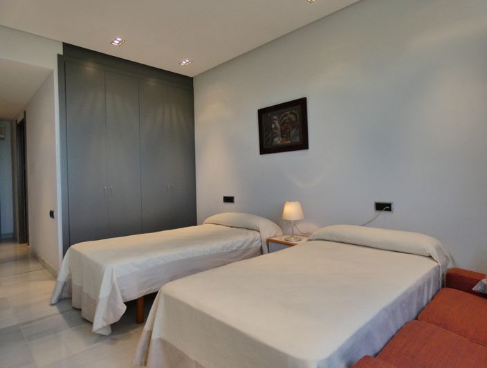 Image No.52-5 Bed Villa for sale