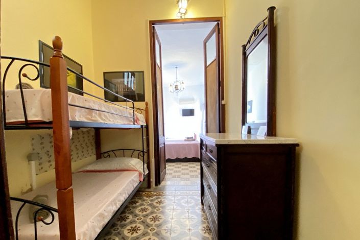 Image No.23-7 Bed Villa for sale