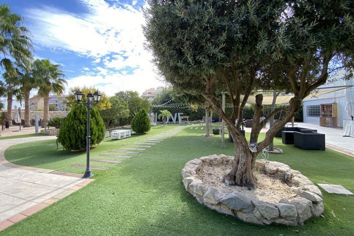 Image No.5-7 Bed Villa for sale