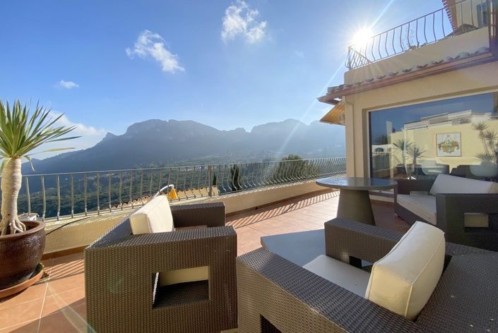 Image No.17-5 Bed Villa for sale