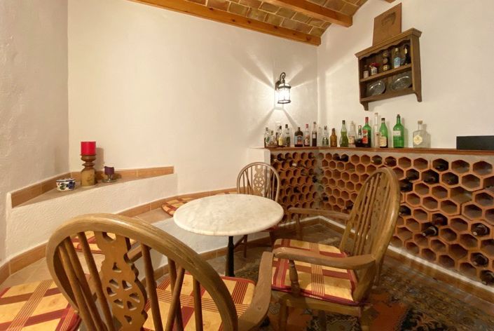 Image No.33-5 Bed Villa for sale