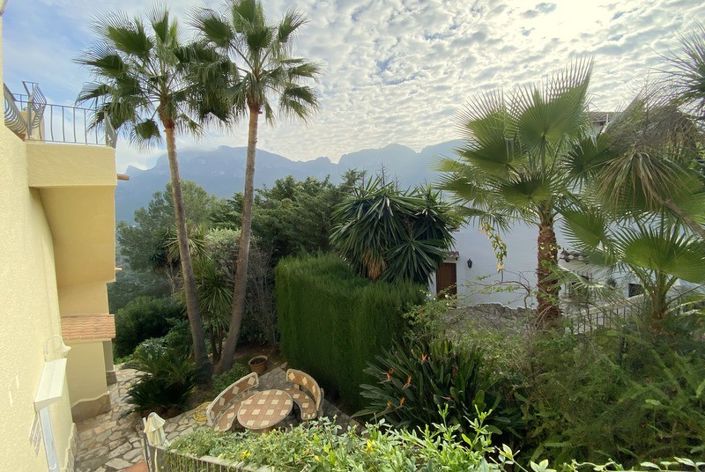 Image No.35-5 Bed Villa for sale