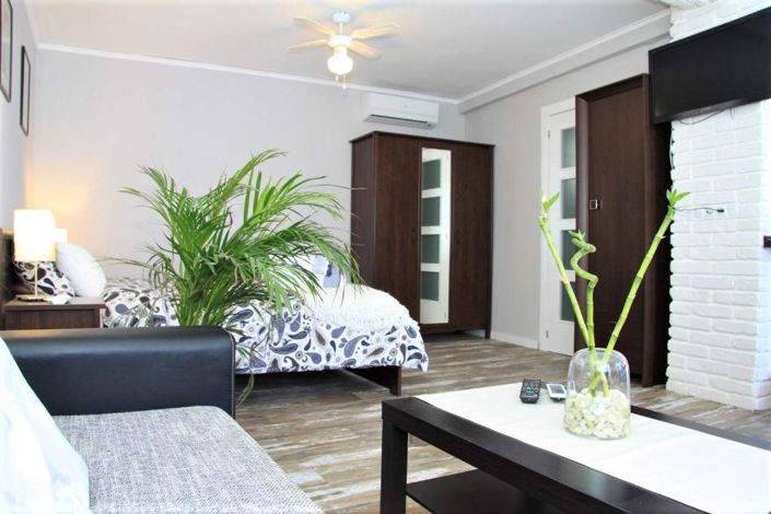 Image No.12-7 Bed Villa for sale