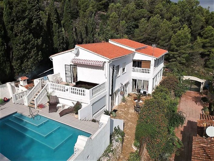 Image No.2-7 Bed Villa for sale