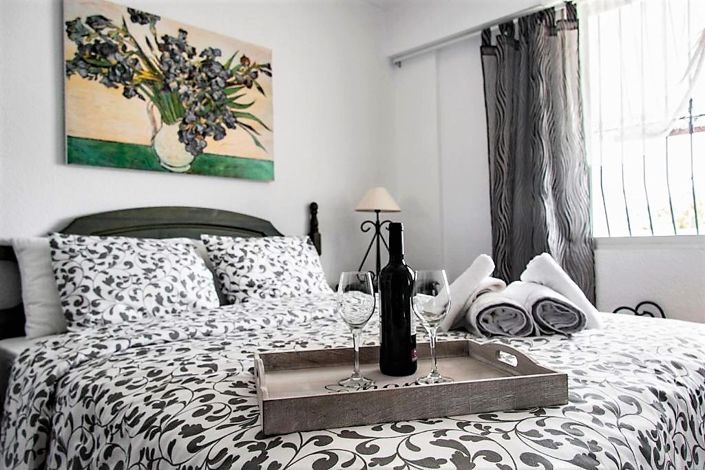 Image No.8-7 Bed Villa for sale