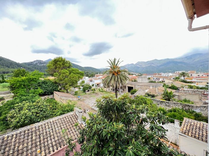 Image No.36-5 Bed Townhouse for sale