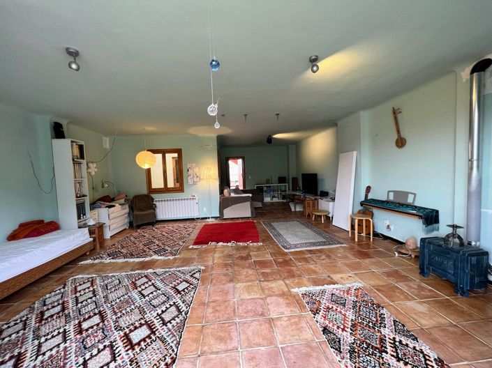 Image No.37-5 Bed Townhouse for sale