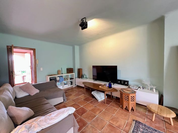 Image No.38-5 Bed Townhouse for sale