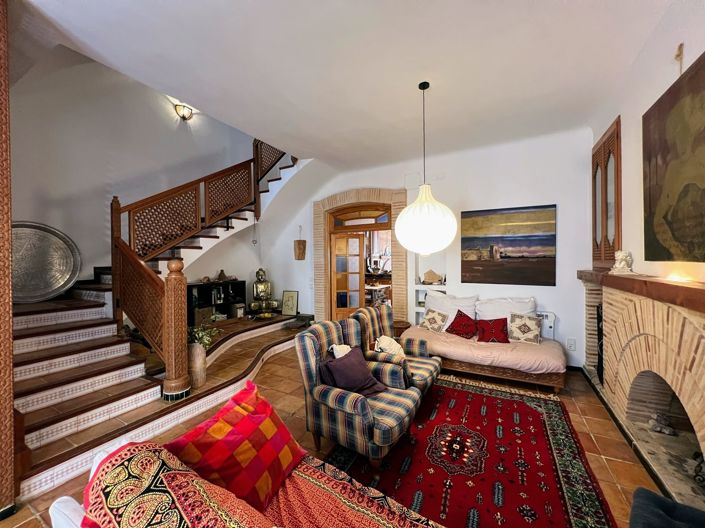 Image No.4-5 Bed Townhouse for sale