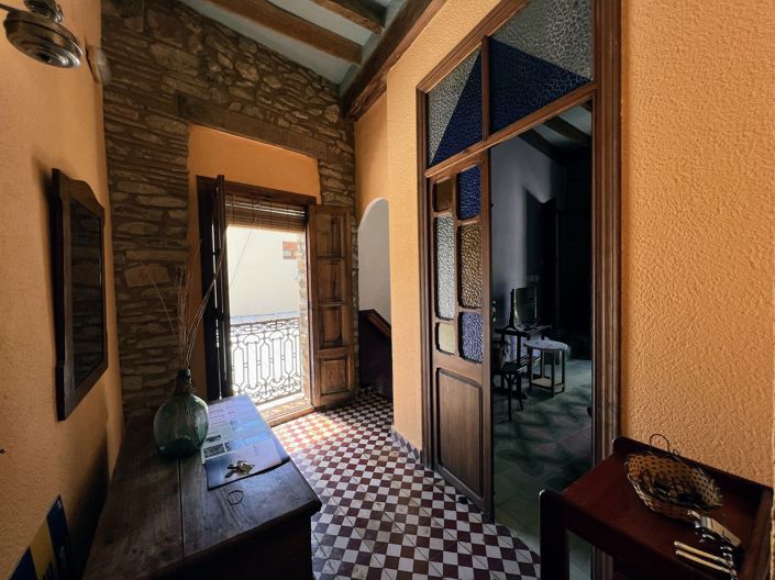 Image No.2-4 Bed Townhouse for sale