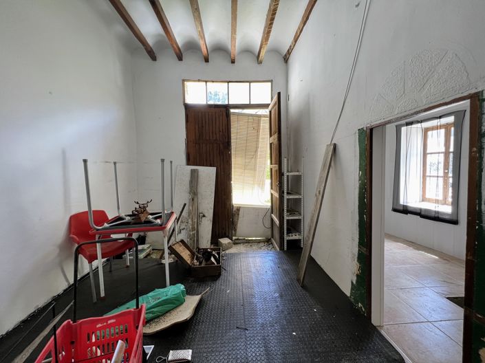 Image No.21-4 Bed Townhouse for sale