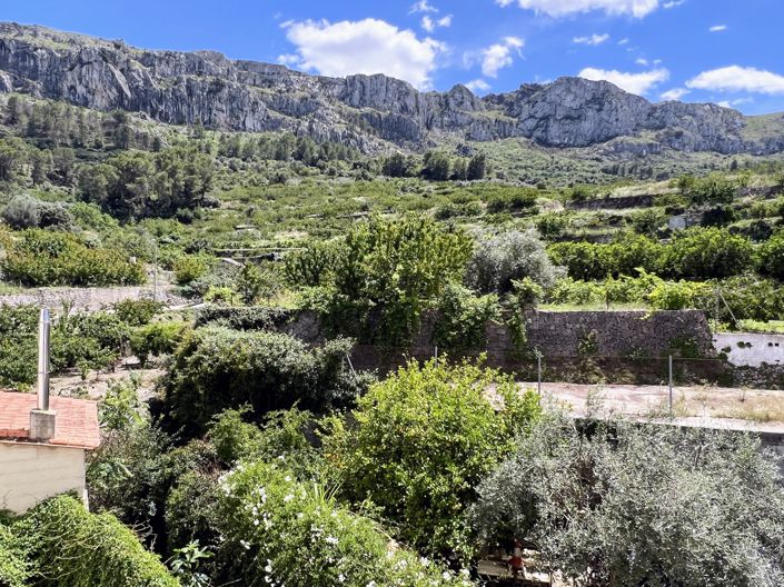 Image No.6-4 Bed Townhouse for sale