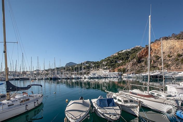 Image No.9-Commercial for sale