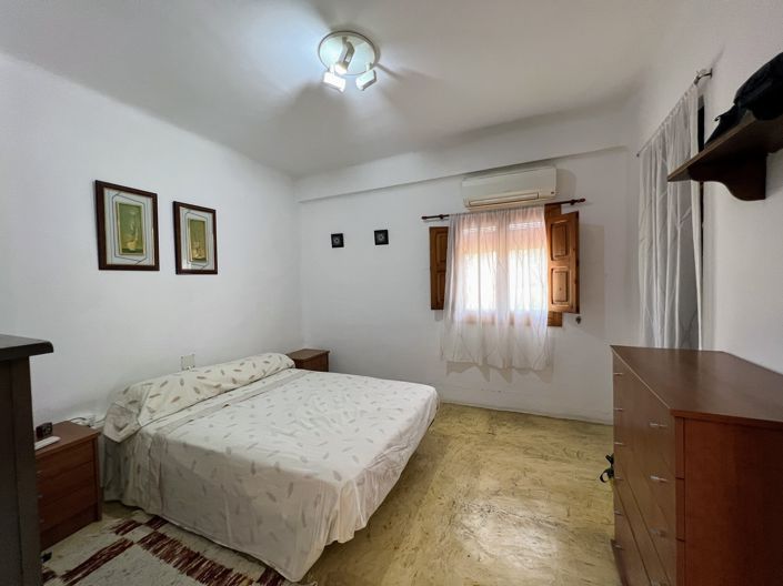 Image No.14-4 Bed Villa for sale