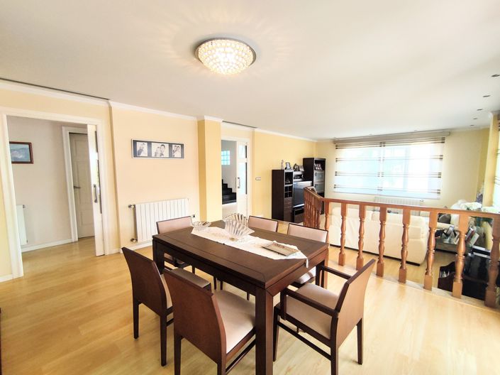 Image No.11-Villa de 5 chambres à vendre à Daimus