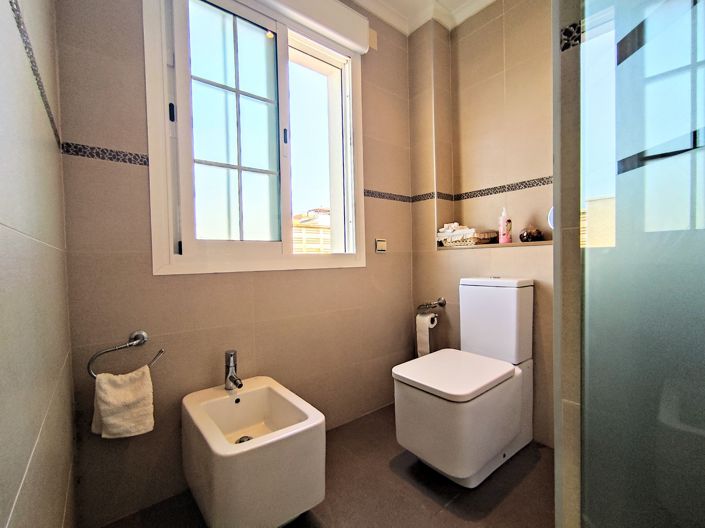 Image No.24-Villa de 5 chambres à vendre à Daimus