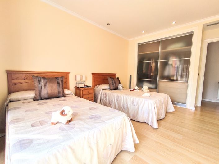 Image No.29-Villa de 5 chambres à vendre à Daimus