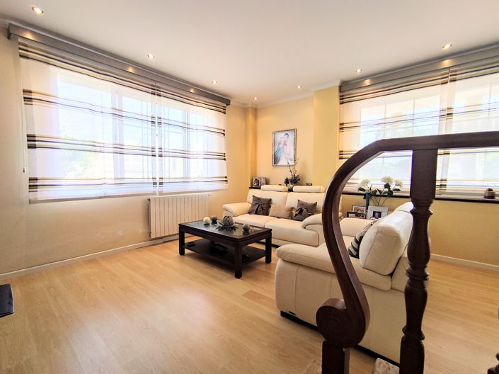 Image No.8-Villa de 5 chambres à vendre à Daimus