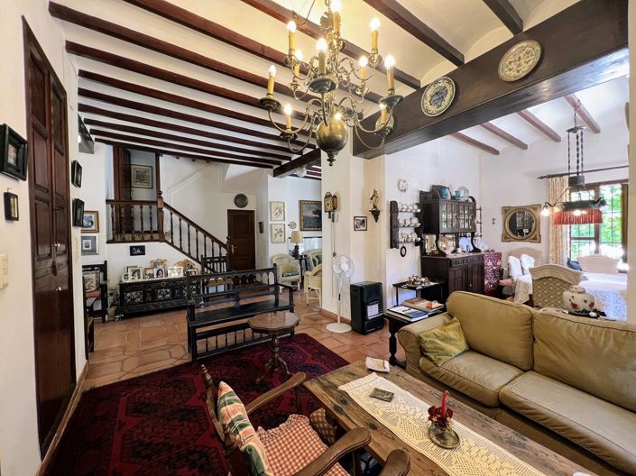 Image No.7-5 Bed Townhouse for sale