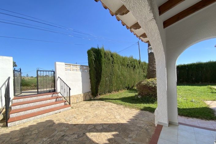 Image No.19-8 Bed Villa for sale