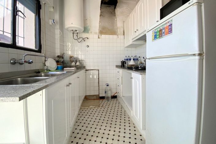 Image No.36-8 Bed Villa for sale