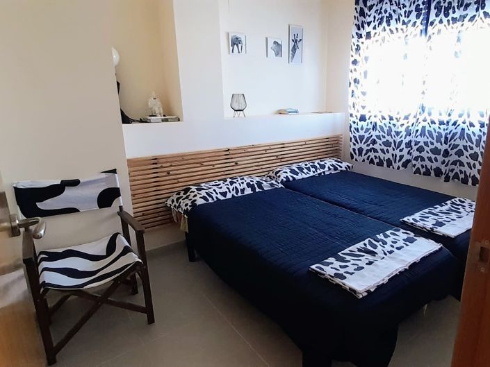 Image No.6-3 Bed Property for sale