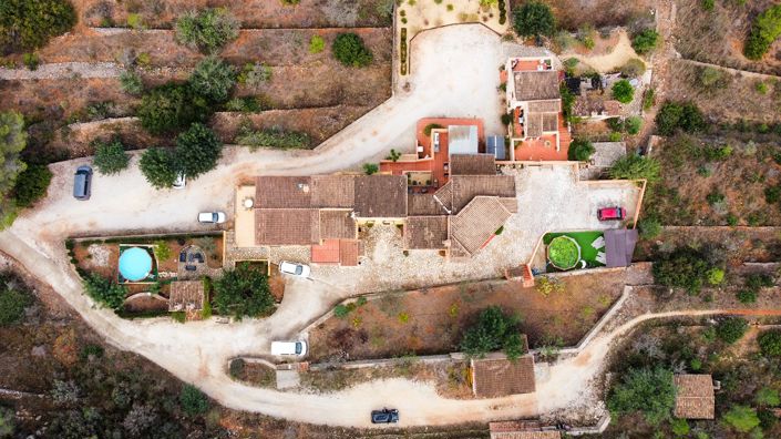 Image No.41-12 Bed Villa for sale