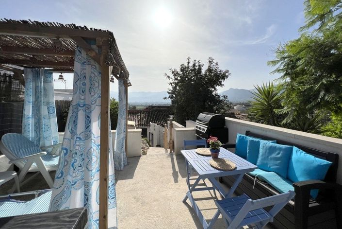 Image No.19-2 Bed Townhouse for sale