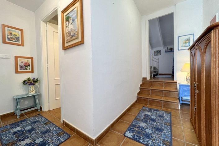 Image No.5-2 Bed Townhouse for sale