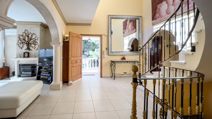 Image No.17-4 Bed Villa for sale