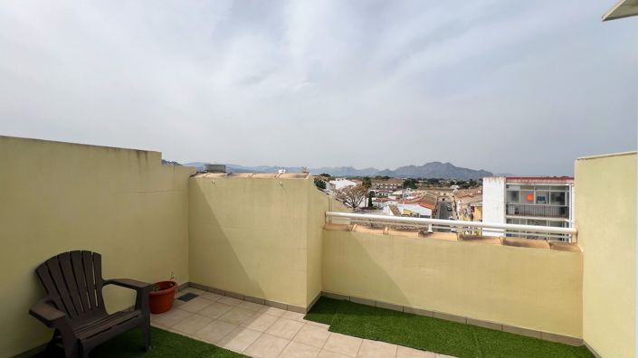 Image No.18-4 Bed Property for sale