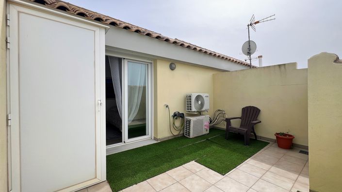 Image No.19-4 Bed Property for sale