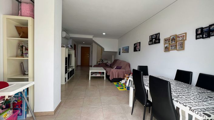 Image No.7-4 Bed Property for sale